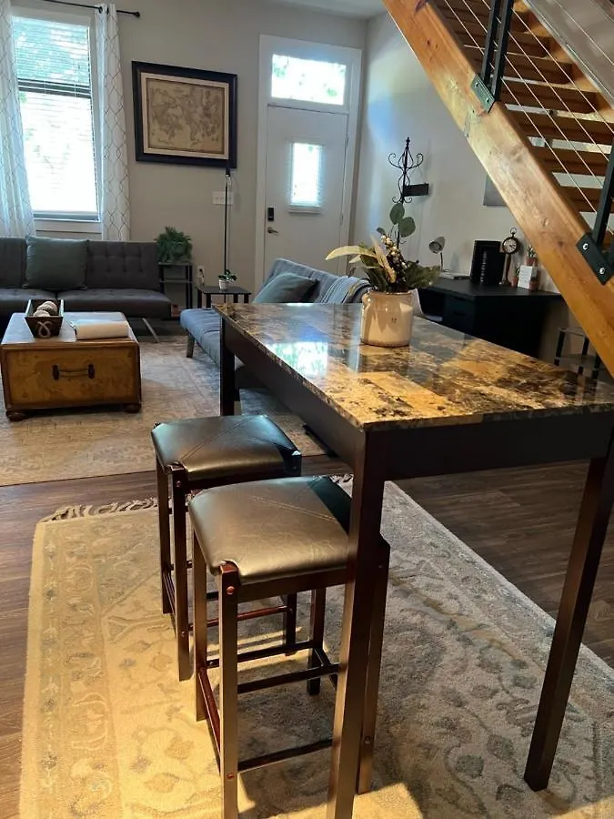 Uptown Gem Spacious Condo With Parking-Wifi-10 Min Walk To Spectrum Center تشارلوت 0*,