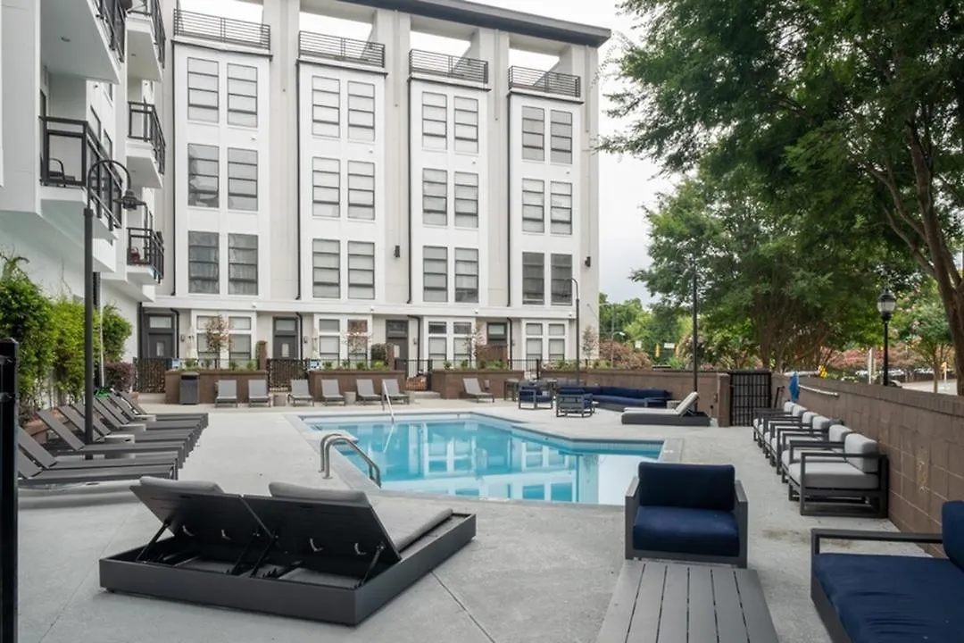 Uptown Gem Spacious Condo With Parking-Wifi-10 Min Walk To Spectrum Center تشارلوت شقة